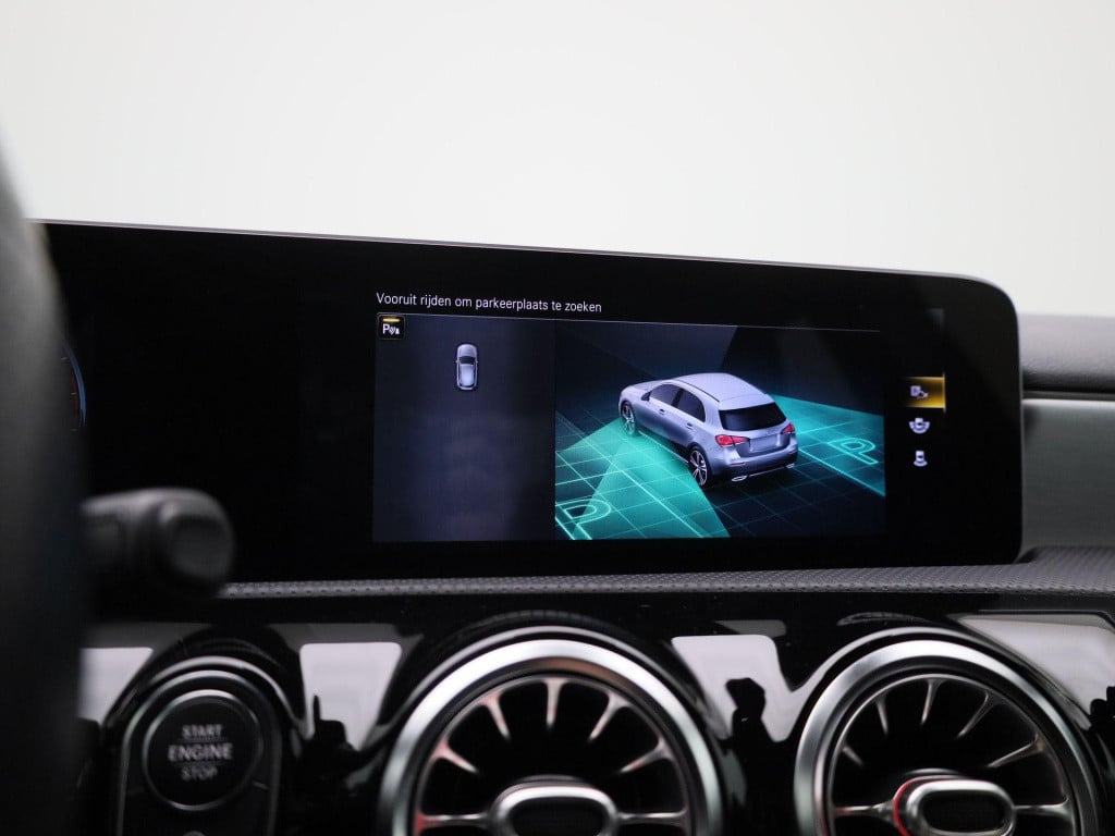 Mercedes-Benz A-Klasse 180 business solution amg | automaat | half leder | 