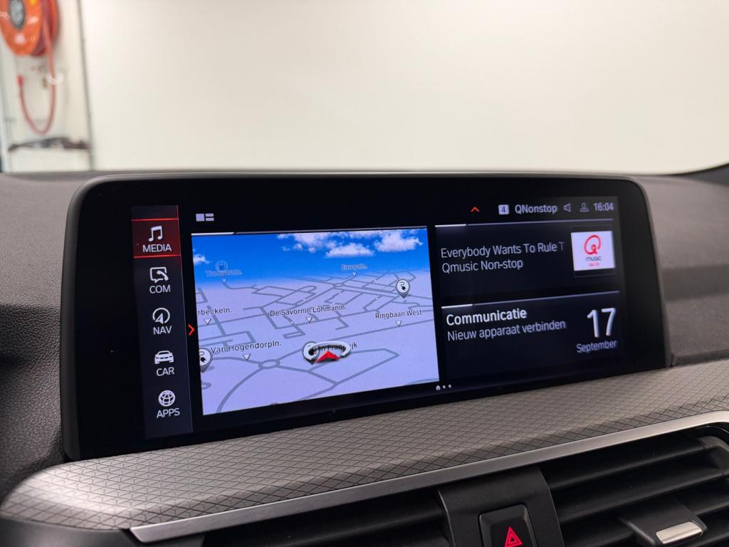 BMW X3 xdrive30e m-sport | memory | 360 camera | head-up-display |