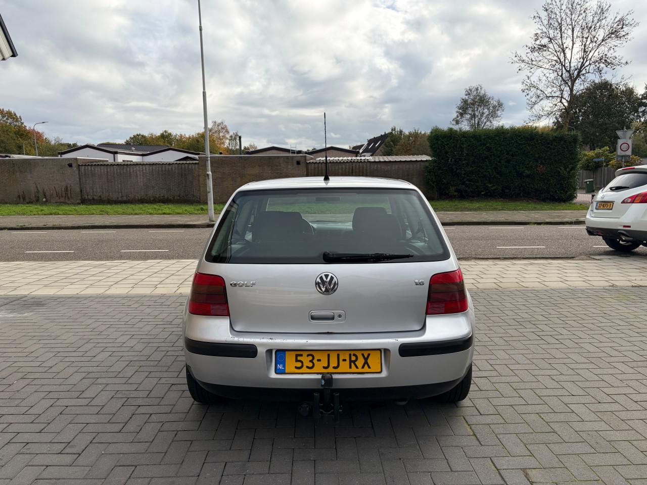 Volkswagen Golf 1.6i Automaat 2002 Airco Trekhaak Apk