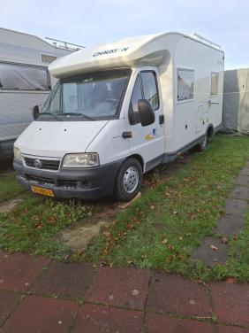 Te huur BUITENSTALLING camper/caravan te Ritthem