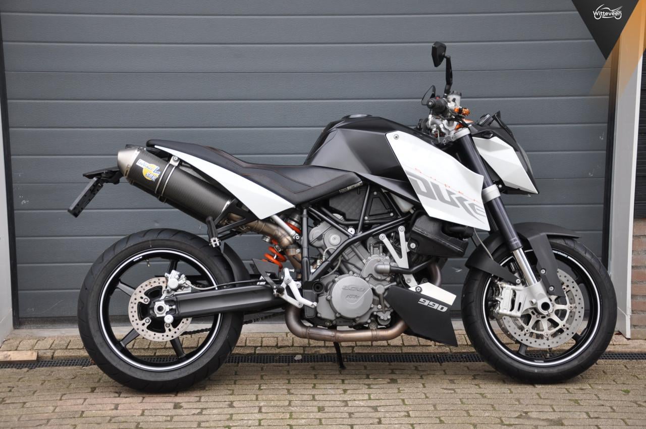 KTM 990 SuperDuke Zeer nette motor!