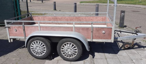 Dubbelasser aanhangwagen Bakmaat 250x125