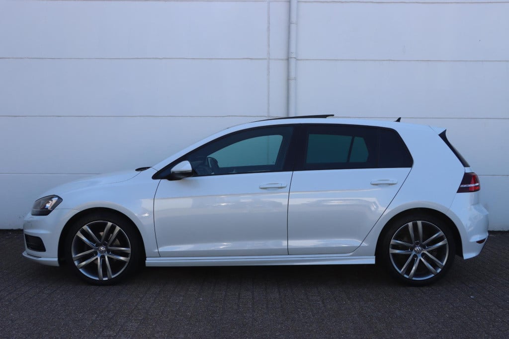 Volkswagen Golf 1.4 tsi act highline r-line 150pk dsg7