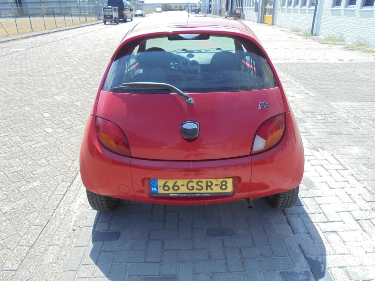 Zo meeneem auto Ka in de Cool & sound uitvoering 143.253 Km