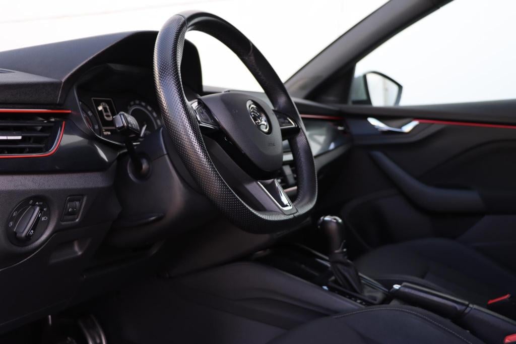 Skoda Scala 1.0 tsi sport business 115pk dsg7