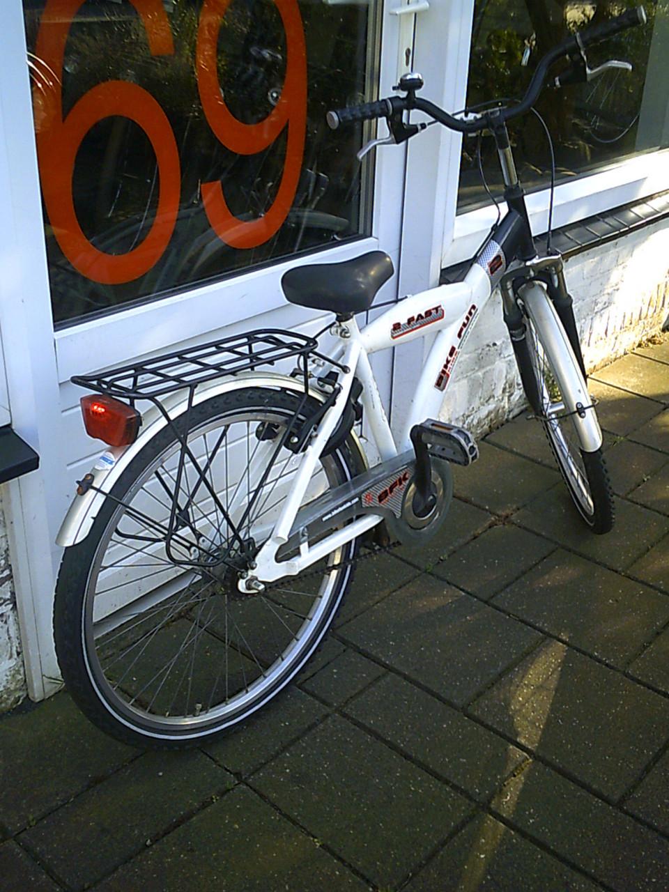 Gebruikte Bike Fun 2 Fast Jongensfiets 24" Remnaaf 1 versnelling