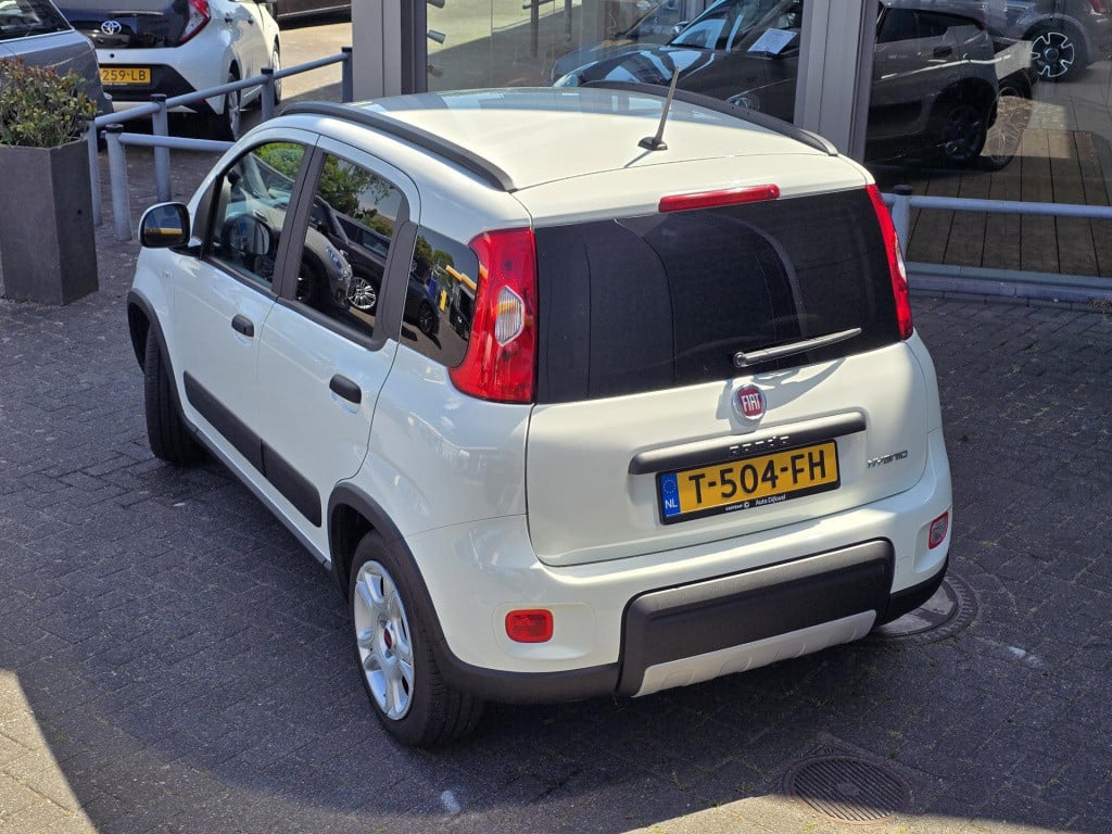 Fiat Panda 1.0 hybrid city life slechts 2895 km!!