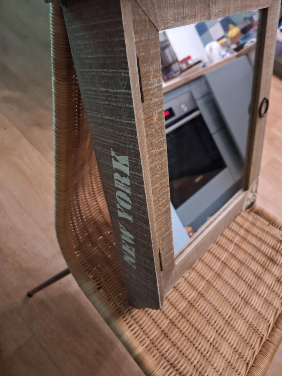 Decoratief sleutelkastje