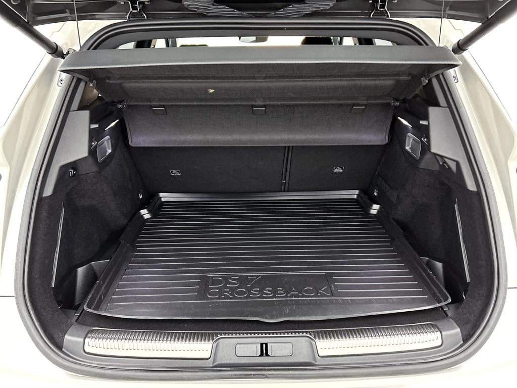Ds Ds 7 crossback e-tense 300pk 4x4 automaat louvre | leder | adaptive crui