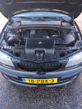 Een zeer mooie BMW 1 serie. Motorisch perfect in orde.