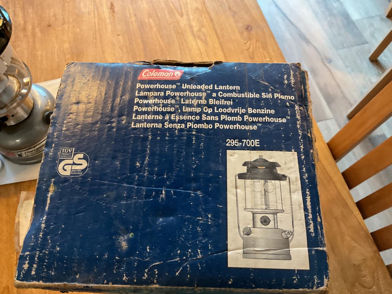 Coleman Powerhouse Unleaded 295 benzine lamp