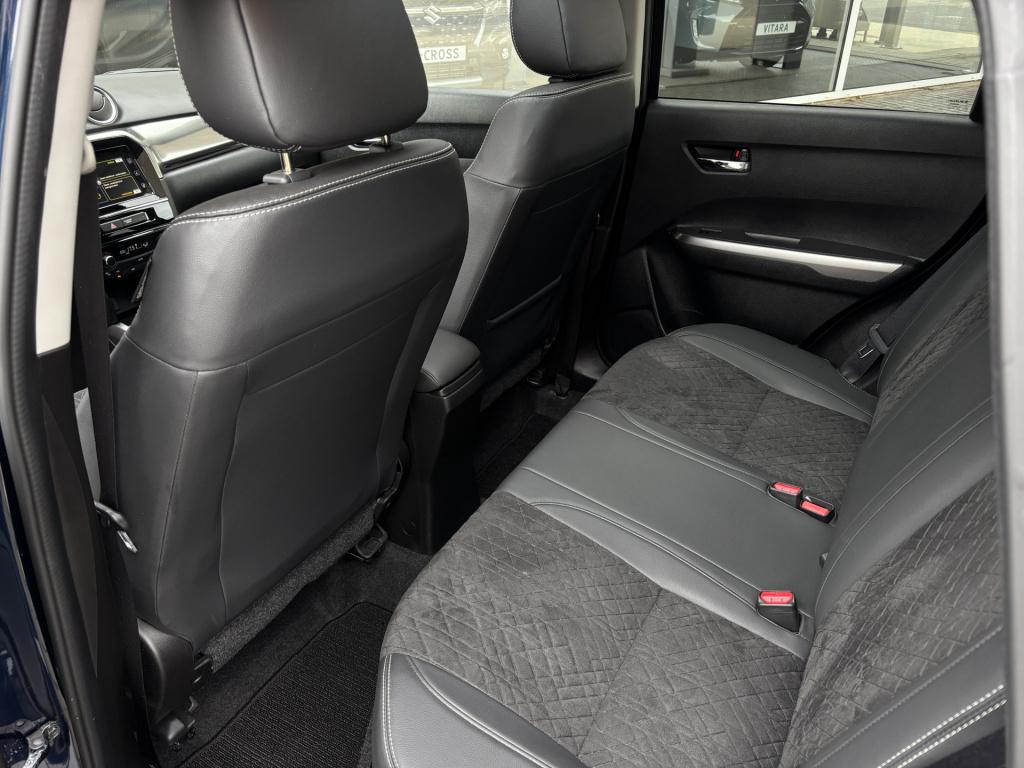 Suzuki Vitara automaat 1.5 hybrid style rhino edition | panoramadak