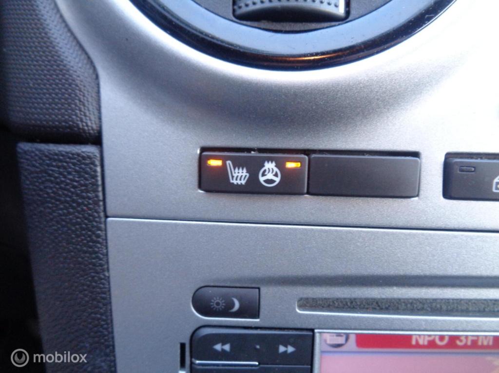 Opel Corsa 1.4-16v design ed/automaat/airco/stoelverw/ stuurverw/cruise con