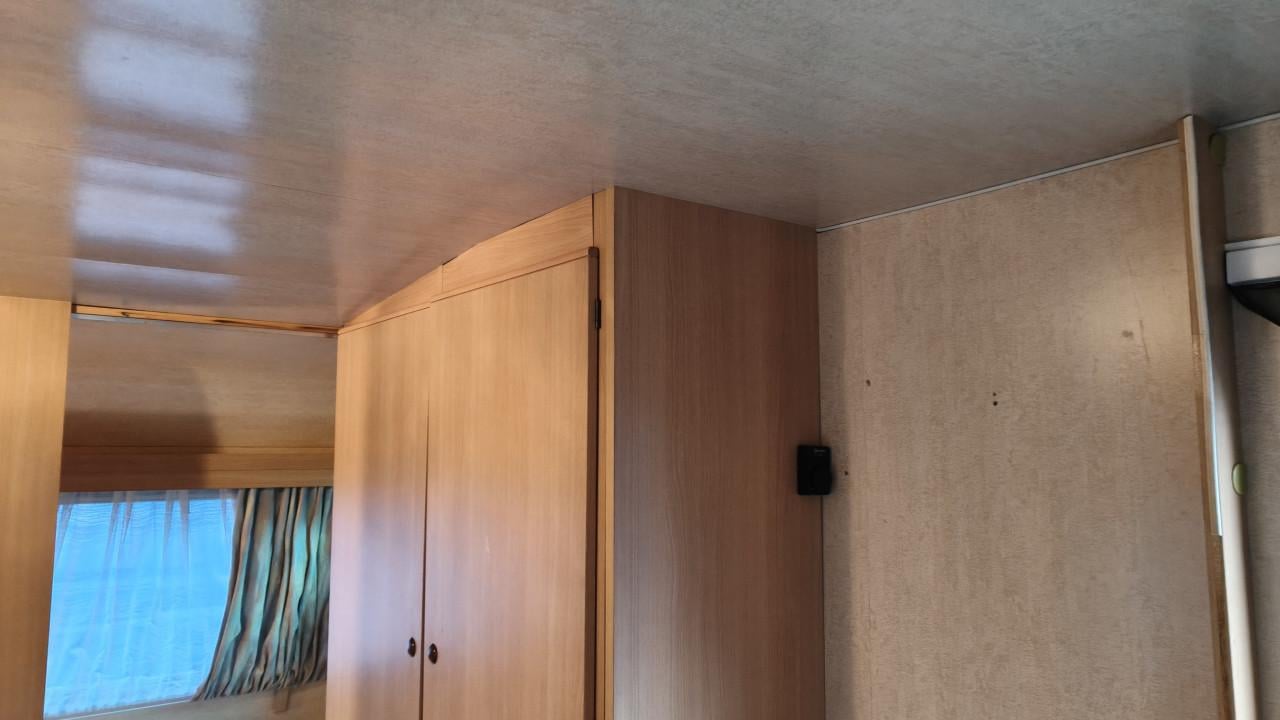 ADRIA UNICA 4153 ce 1990 bj VASTBED TREINZIT
