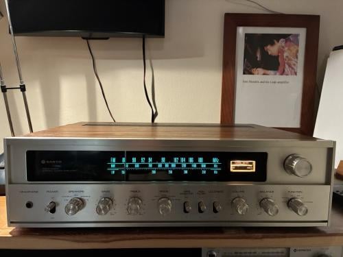 Sanyo DCX-2500L versterker.