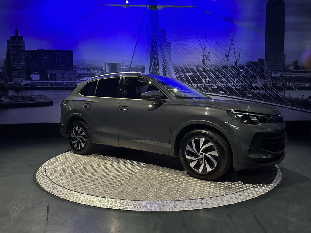 Volkswagen Tiguan 1.5 etsi life edition *winterpack*ledplus*keyless*privgla