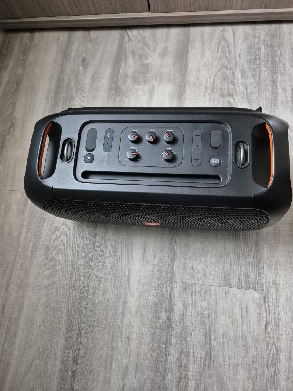 JBL Partybox On To Go