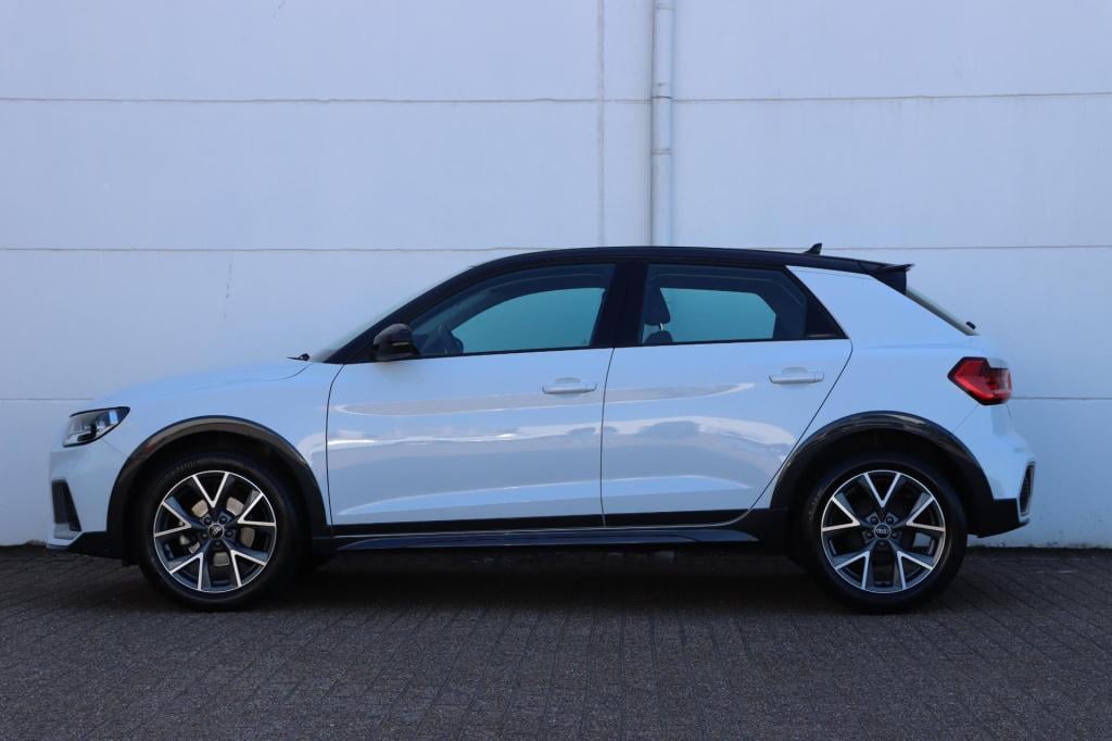 Audi A1 citycarver 25 tfsi epic 95pk