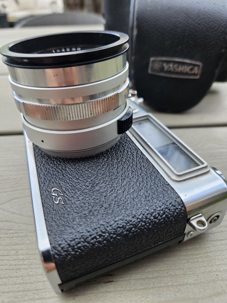 Werkende zeer nette vintage Yashica Electro 35 met originele lens...