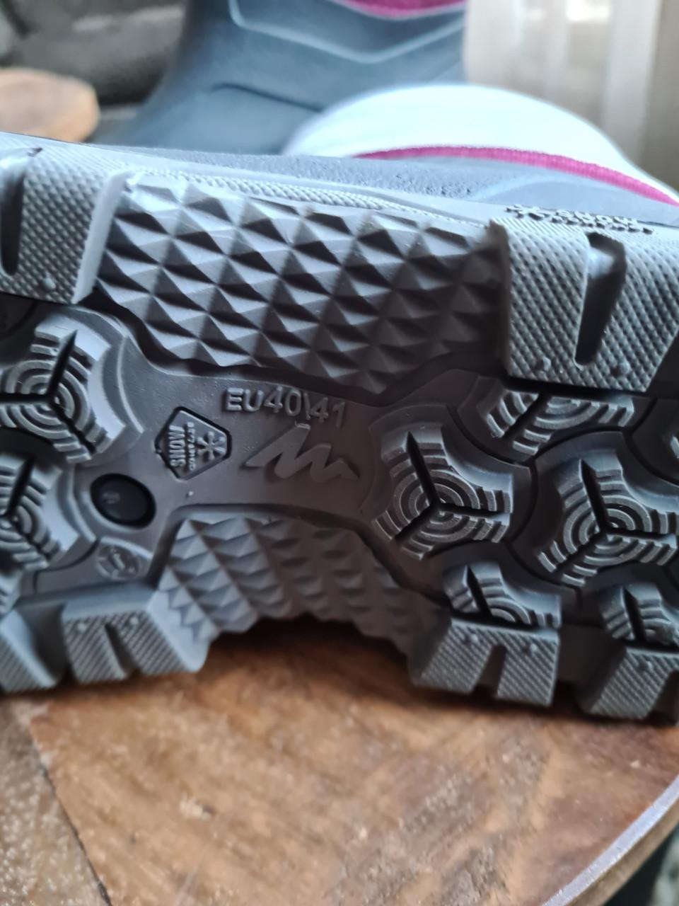 Gevoerde laarzen/ snowboots maat 39