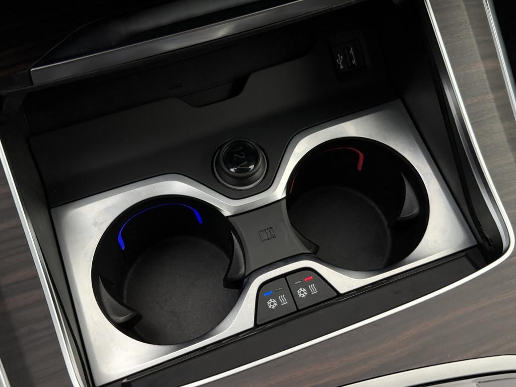 BMW X5 xdrive50e m-sport | pano | luchtvering | elek. trekhaak | rijklaar i