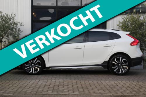 Volvo V40 cross country 2.0 t5 awd summum h&k - full options - panoramadak 