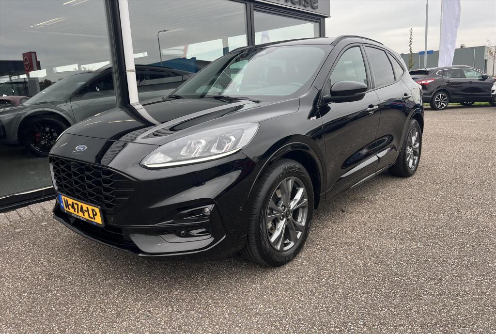 Ford Kuga 1.5 ecoboost 150pk st-line winterpack , carplay