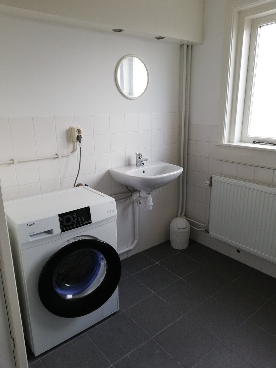 Per direct TE HUUR: Nette kamer met tuindeuren centrum Goes - 13m2