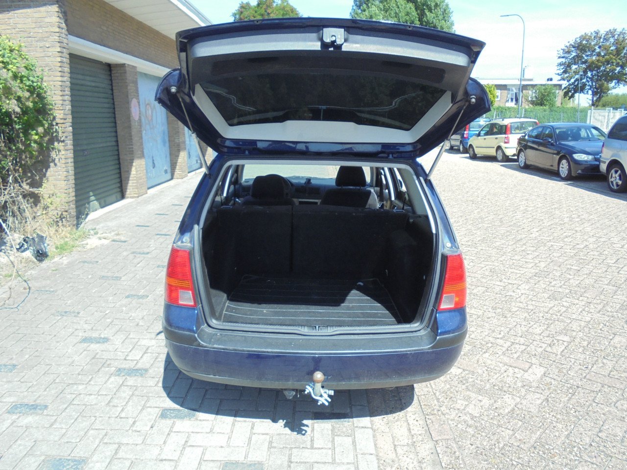 Golf station 1.6-16V ZO MEENEEM Auto ,Auto rijd en schakeld 100% € 595