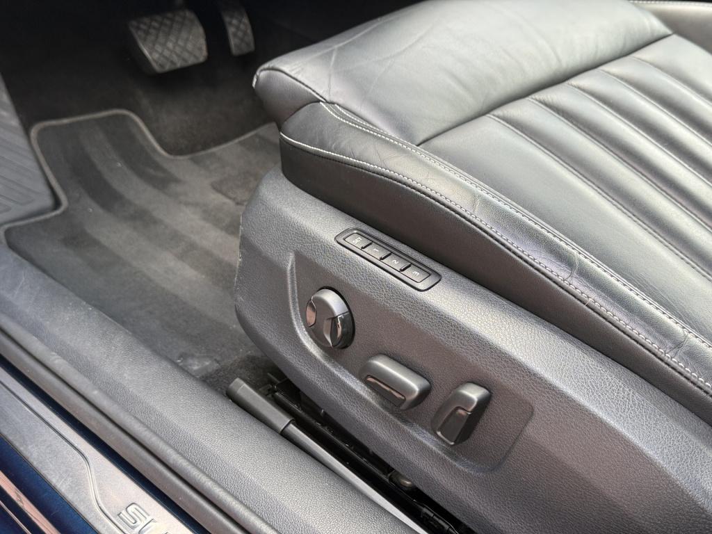 Skoda Superb combi 1.4 tsi iv 218pk lauran & klement | leder | pano dak | t