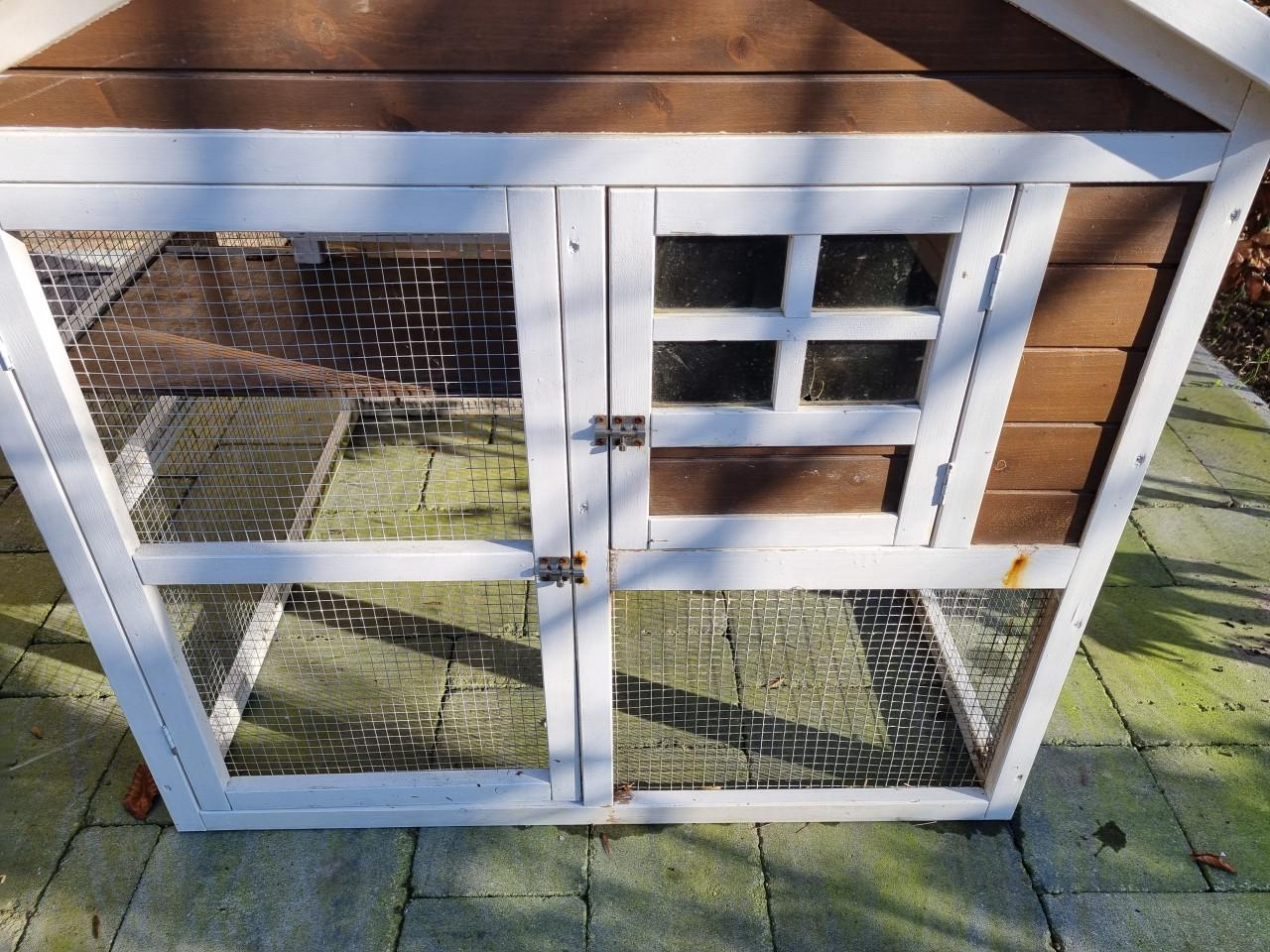 Konijnenhok plus rennetjes