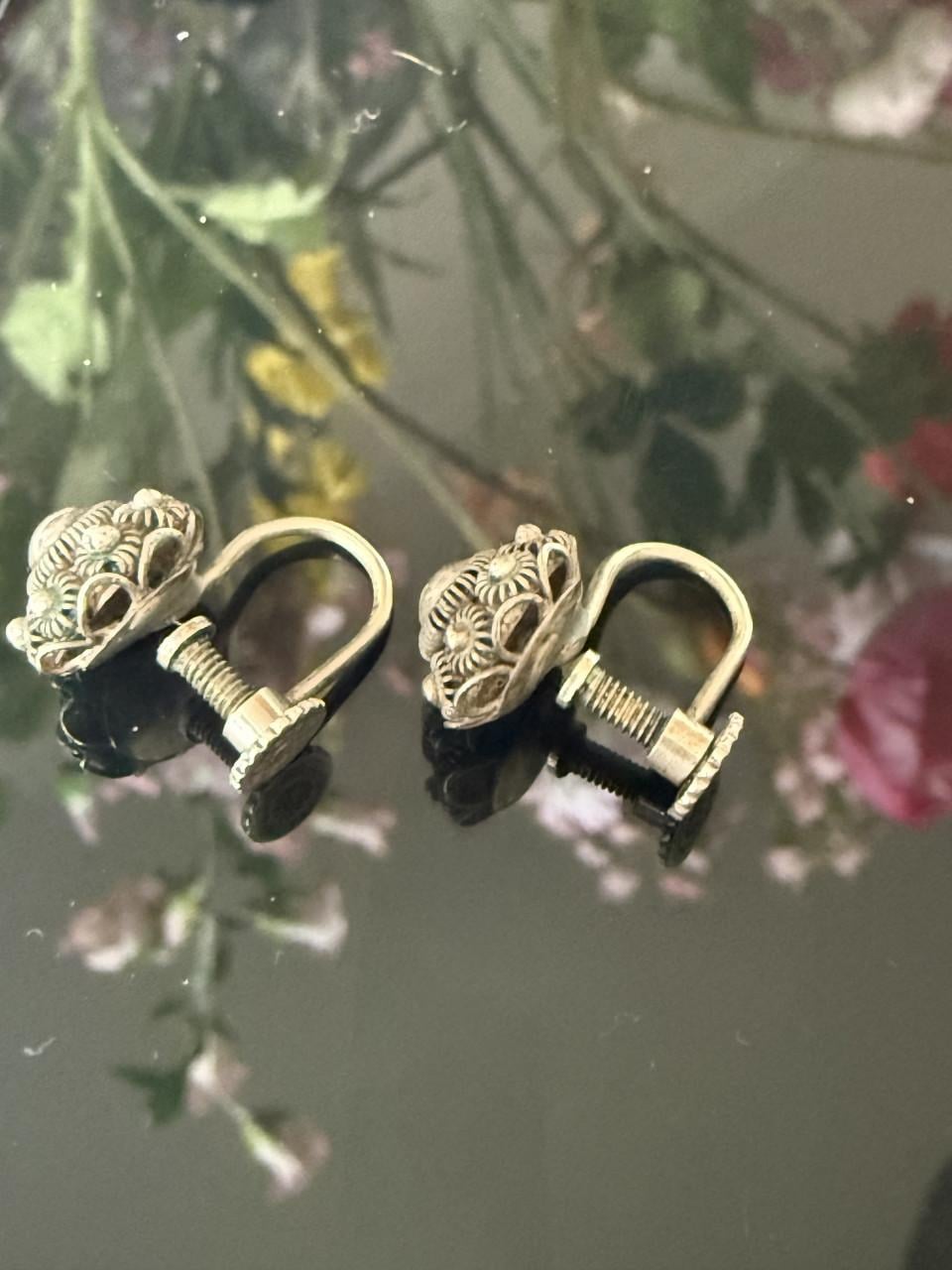 Antieke Zeeuwse knoop oorbellen