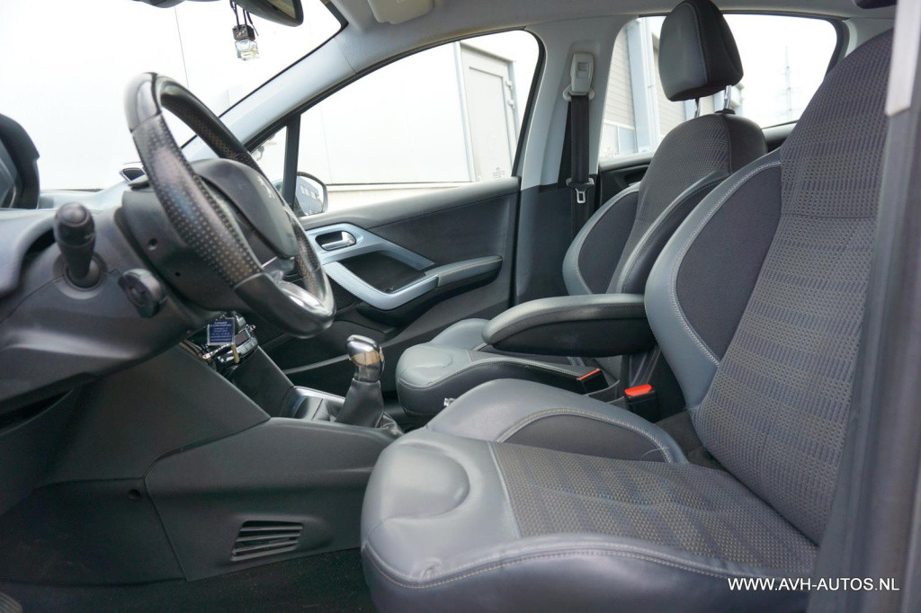 Peugeot 208 1.6 bluehdi blue lease executive, lesauto!