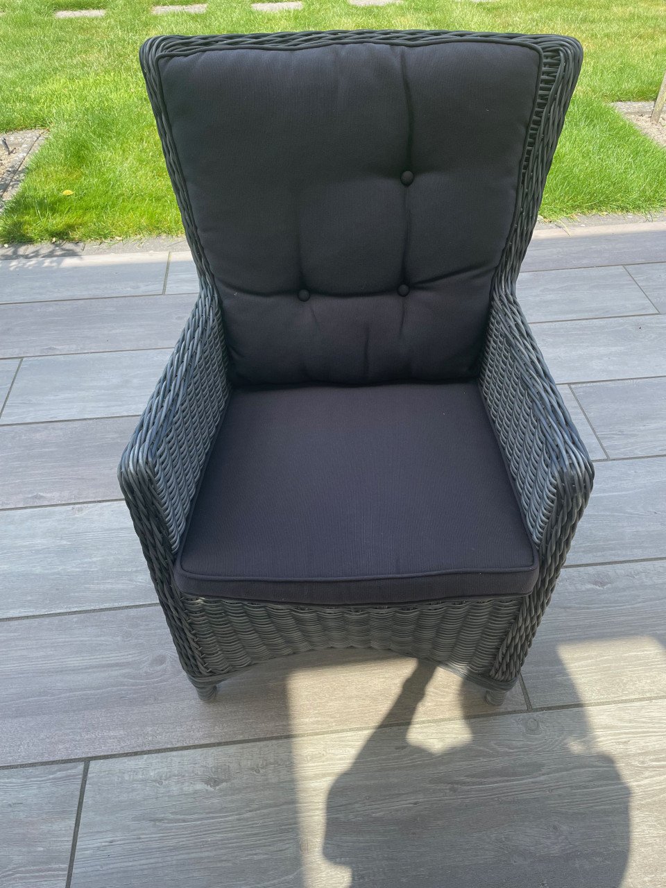 Tuinset Granieten tafel + 4 eetstoelen