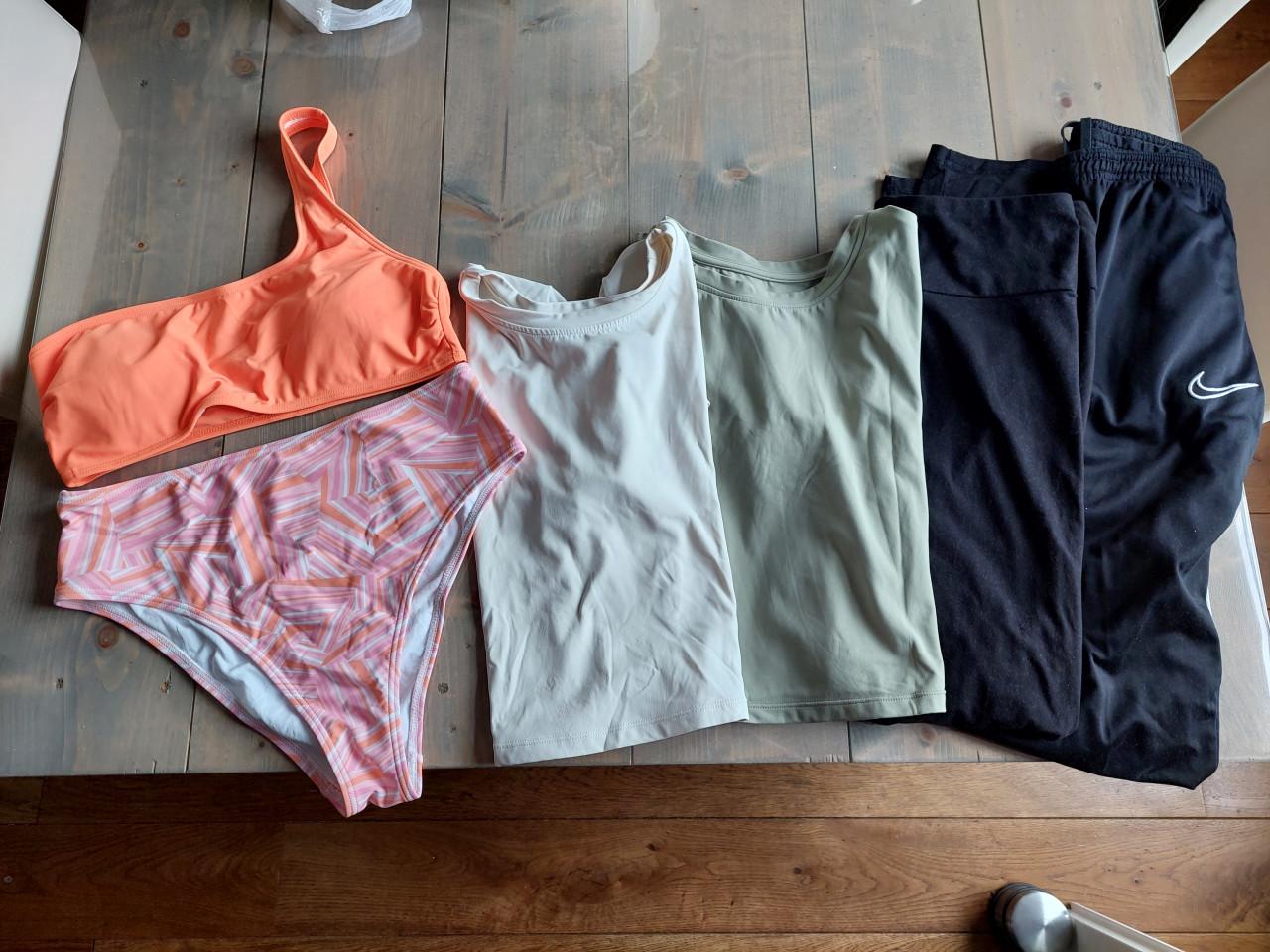 Sportkleding pakket voor dames maat M IZGS