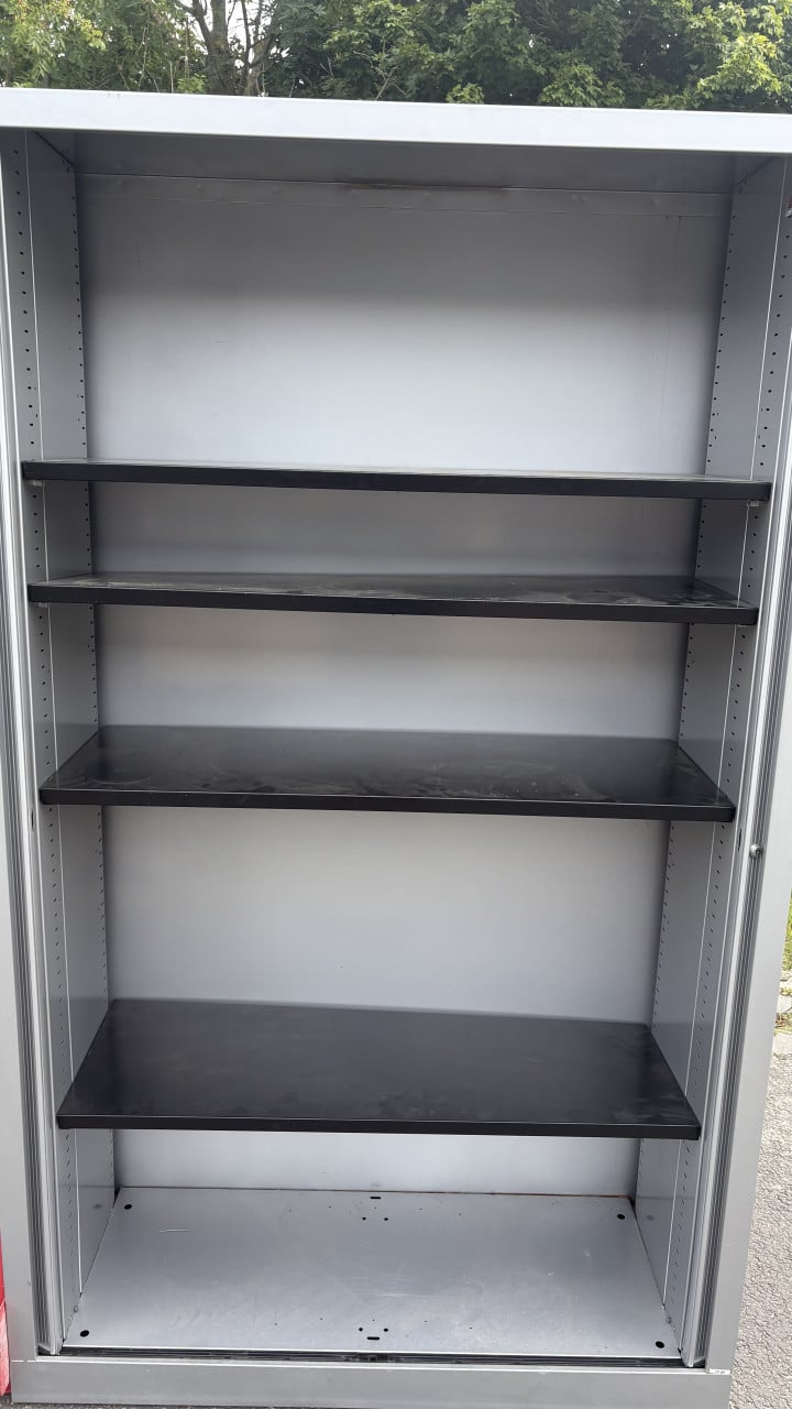 Roldeurkast archiefkast