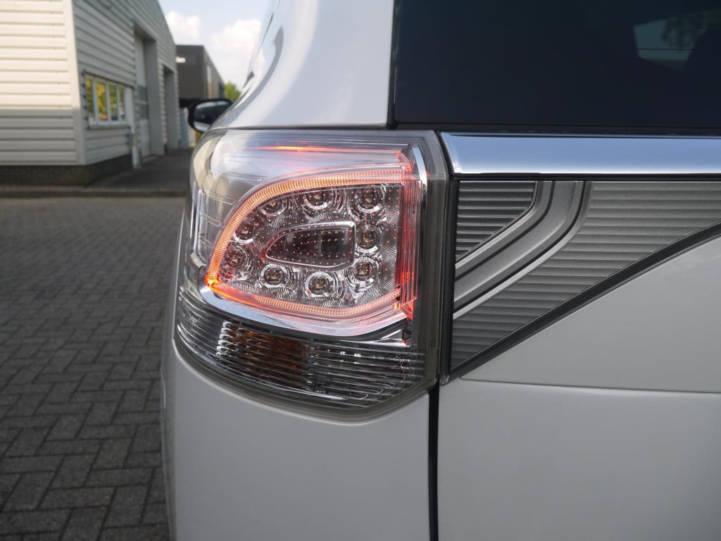 Mitsubishi Outlander 2.0 phev instyle 4wd