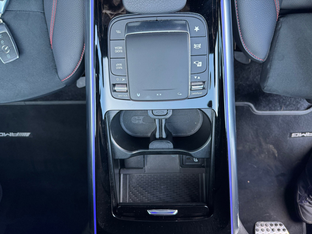 Mercedes-Benz Eqa 250 amg line 67 kwh automaat , night-pakket