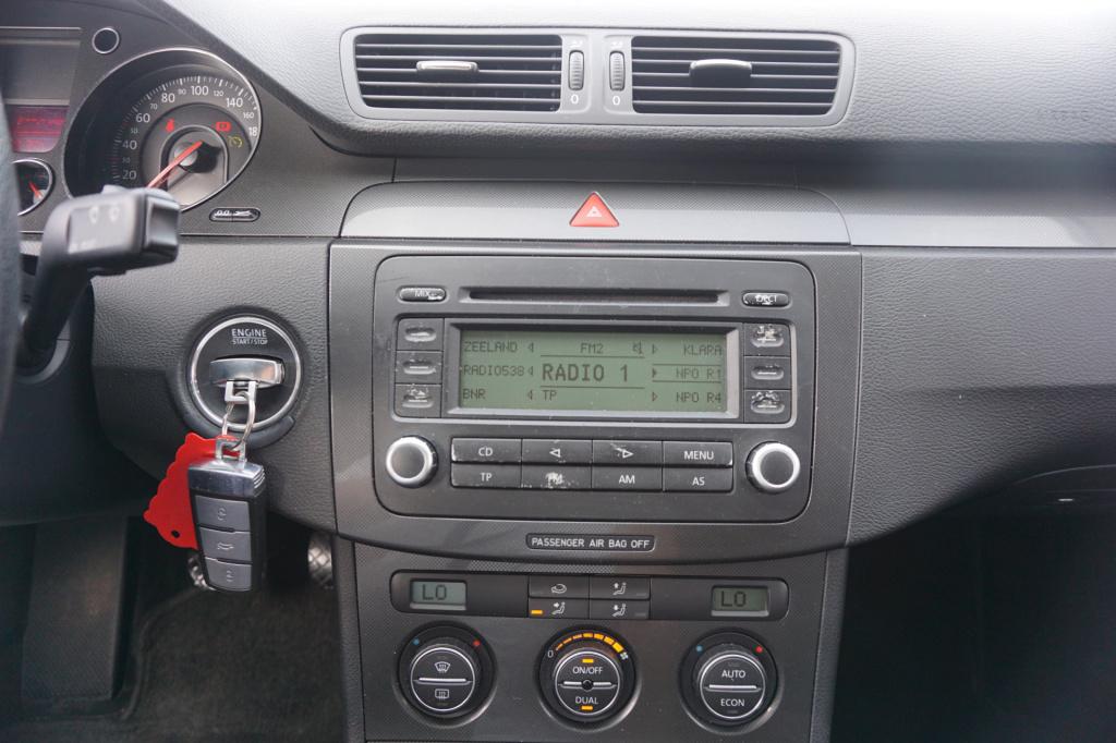 Volkswagen Passat 2.0 fsi trendline airco / cruise / elektr. ramen / trekha