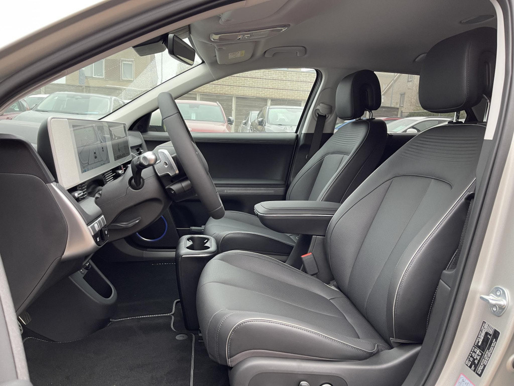 Hyundai Ioniq 5 connect+ awd 77.4 kwh hyundai ioniq 5 connect+ awd 77 kwh |