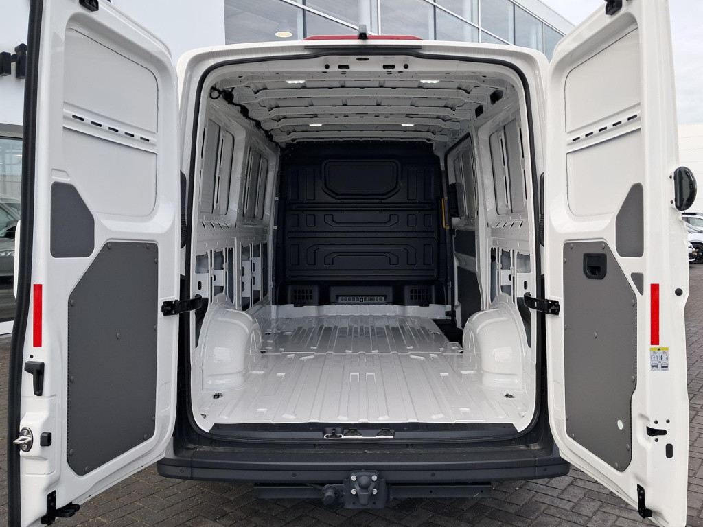Volkswagen Crafter 30 2.0 tdi l3h2 trendline