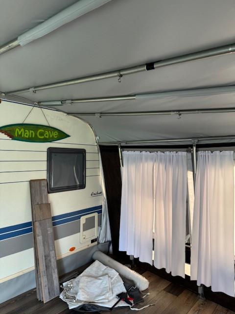 Gusto winter vaste voortent omloop 1025cm