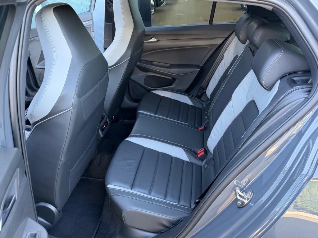 Volkswagen Golf 1.5 ehybrid 272pk gte | panoramadak | leder | 360 camera | 