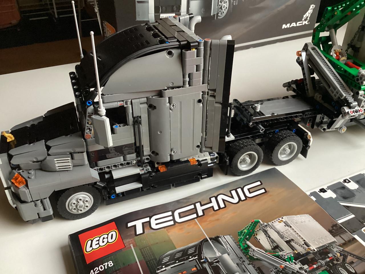 Lego Technic set 42078 Mack Anthem, in nieuwstaat, 1x gebouwd.