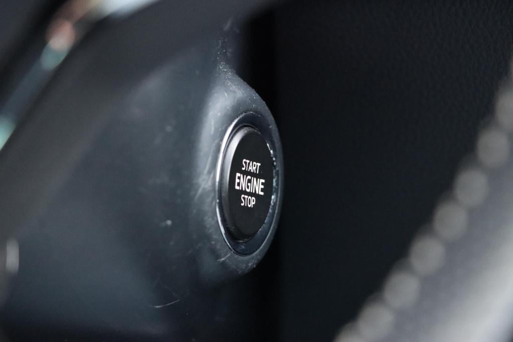 Skoda Superb 2.0 tsi 4x4 sportline business 280pk dsg7