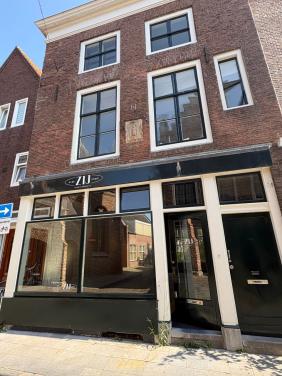 Winkel-/kantoor-/atelier ruimte beschikbaar in centrum Middelburg