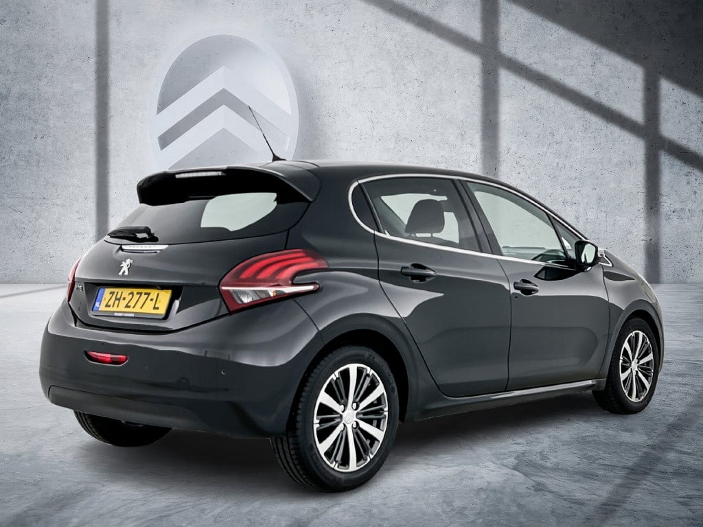 Peugeot 208 82 pk allure | rijklaar |