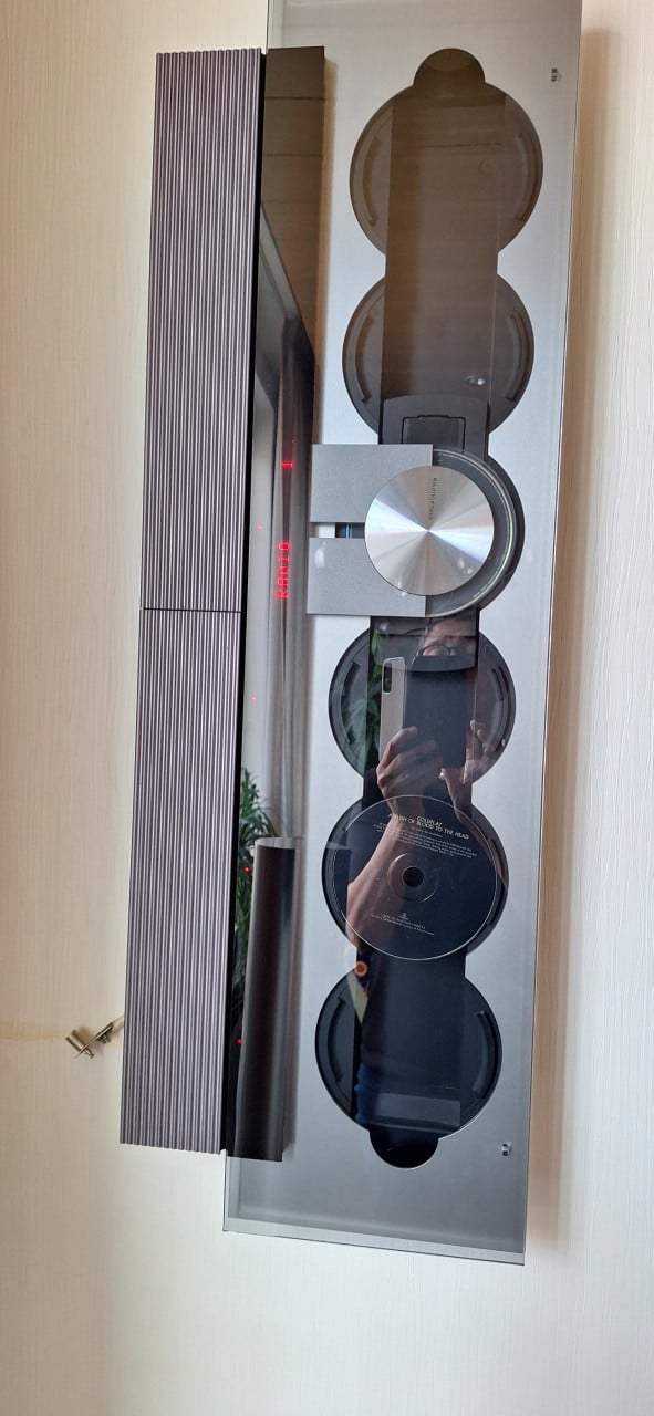 Bang & Olufsen Beosound 9000