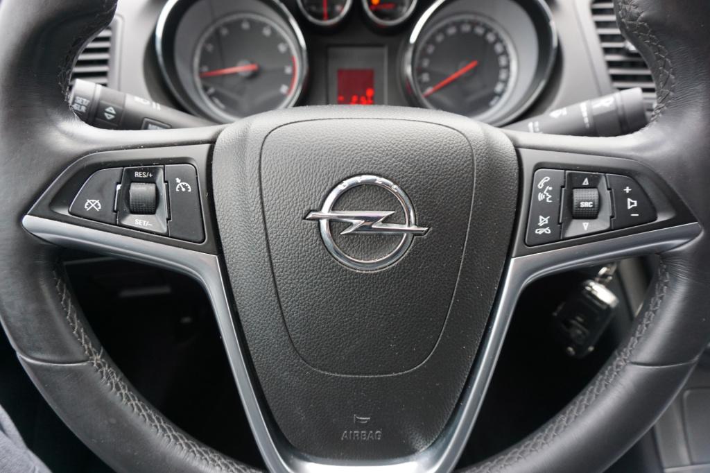 Opel Insignia 1.8 edition climate / cruise controle / parkeersensor
