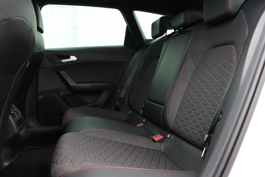 Seat Leon sportstourer 1.5 etsi fr 150pk dsg7